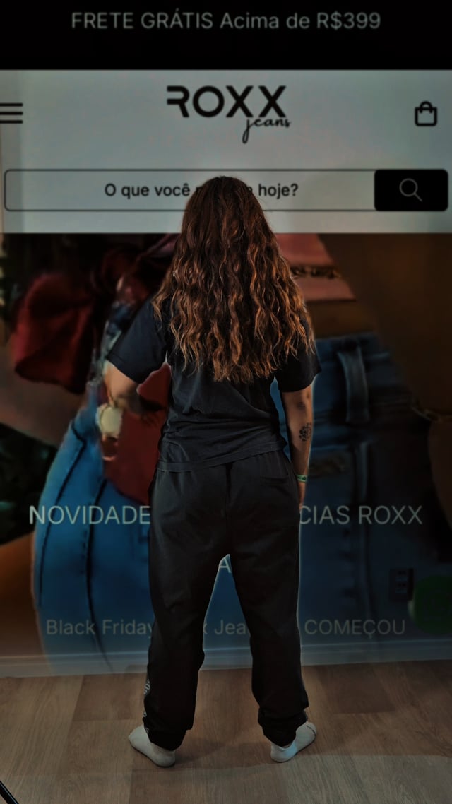 Vídeo de venda por indicação publicado por @roxx.oficial